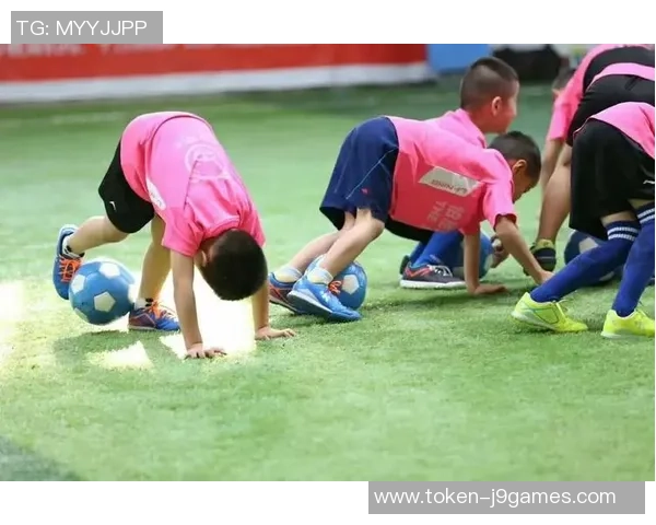 石家庄成人足球培训课程全面升级助您提升球技与团队合作能力